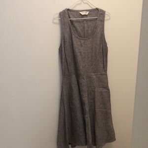 Light mauve linen sundress. Pockets. Knee-length. Full skirt.